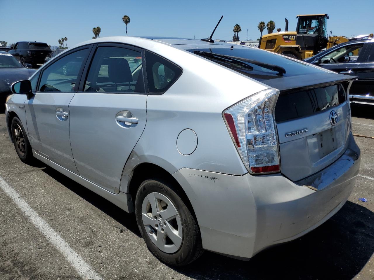 2010 Toyota Prius - Image 2