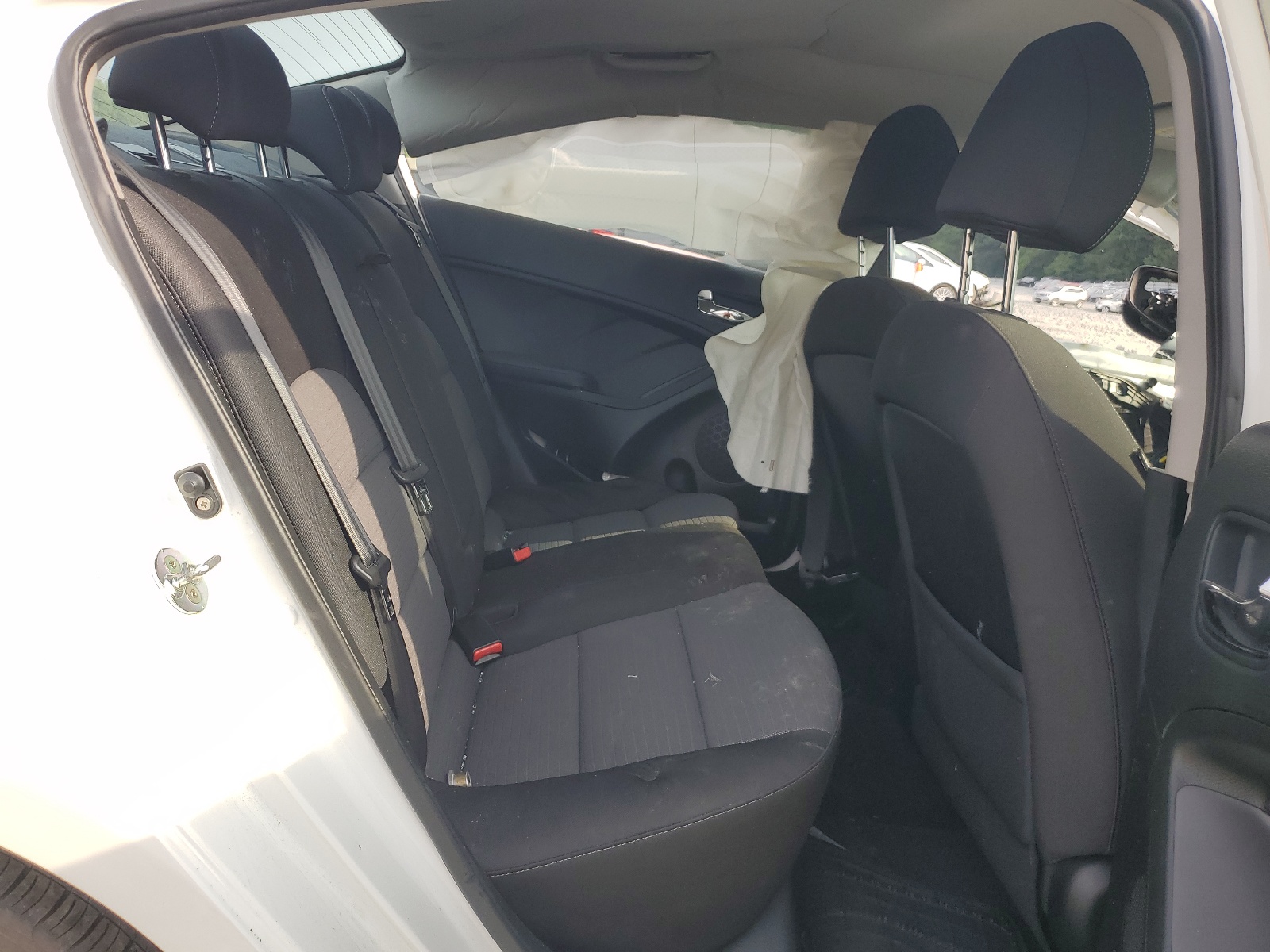 KNAFX4A60G5535744 2016 Kia Forte Lx