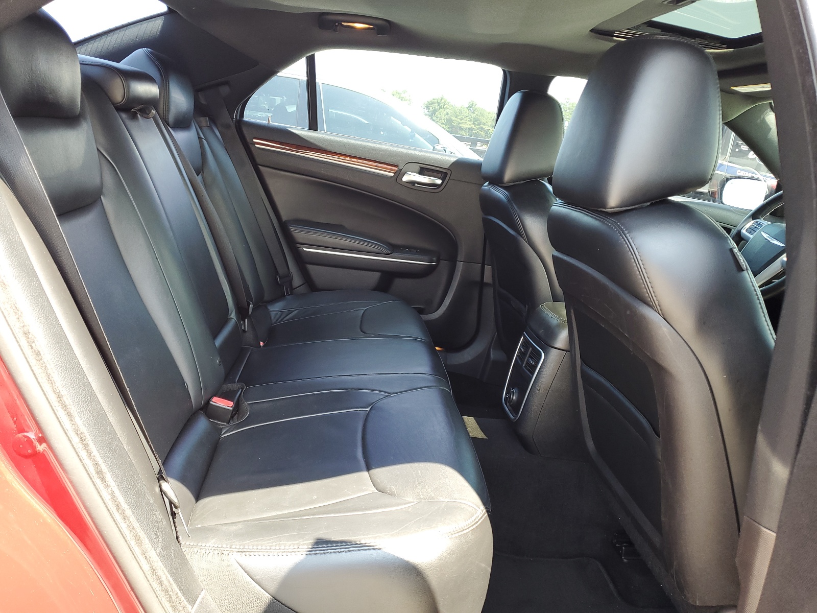 2C3CCAAG8EH223075 2014 Chrysler 300