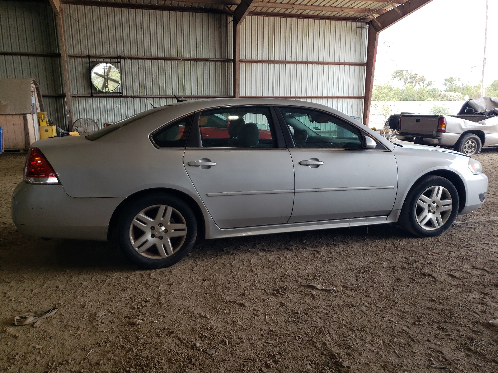 2G1WB5EK3B1277317 2011 Chevrolet Impala Lt