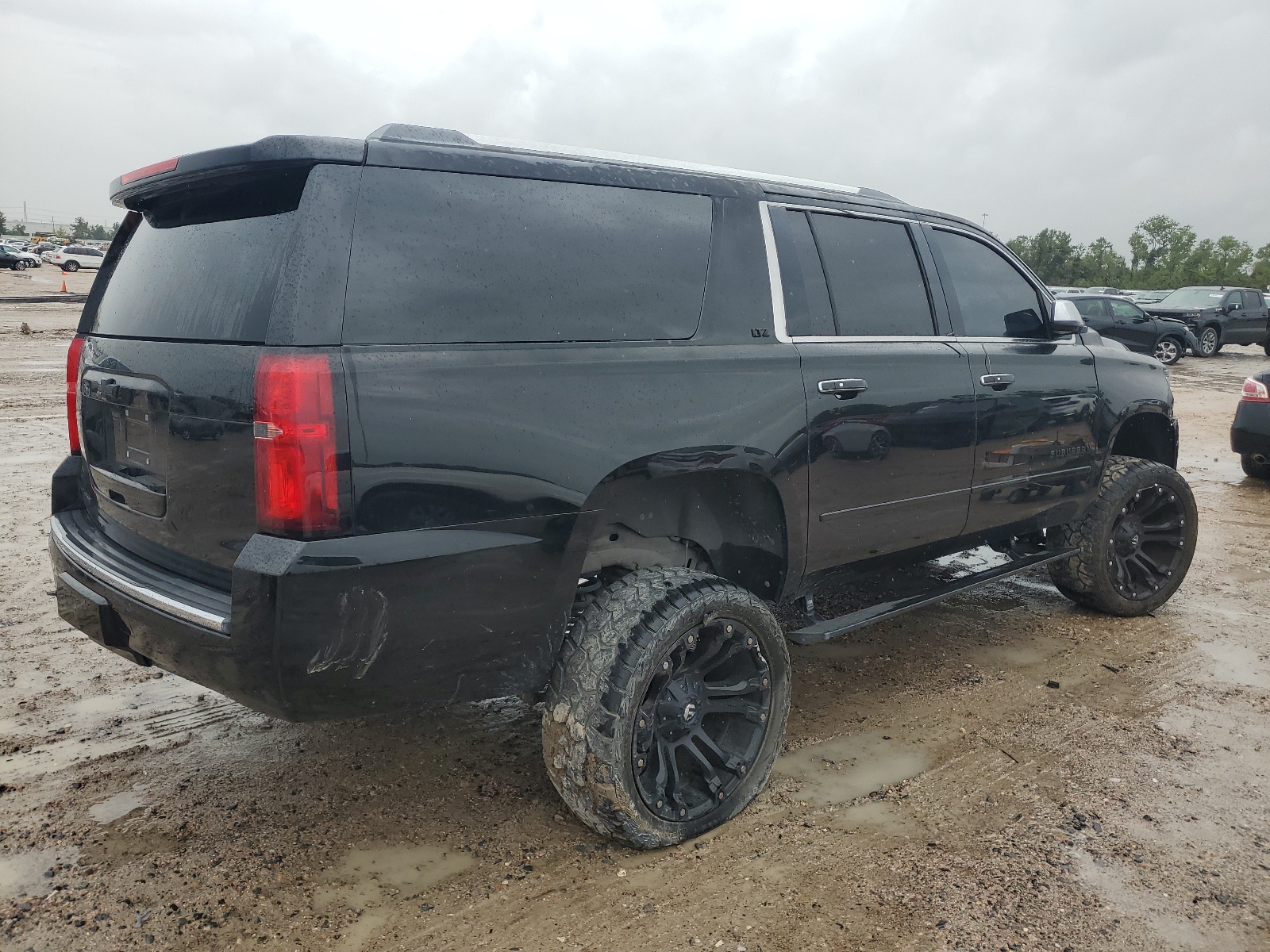 2016 Chevrolet Suburban C1500 Ltz vin: 1GNSCJKC5GR182904