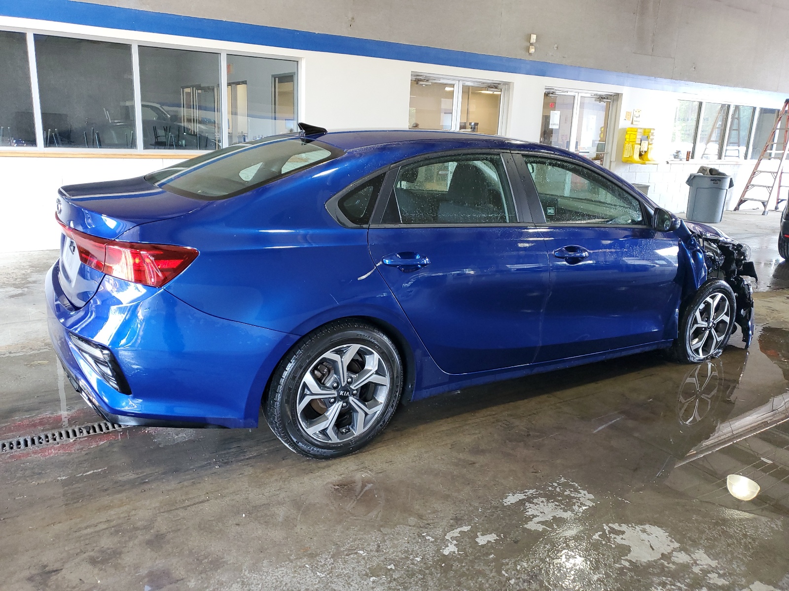 2019 Kia Forte Fe vin: 3KPF24AD2KE124651