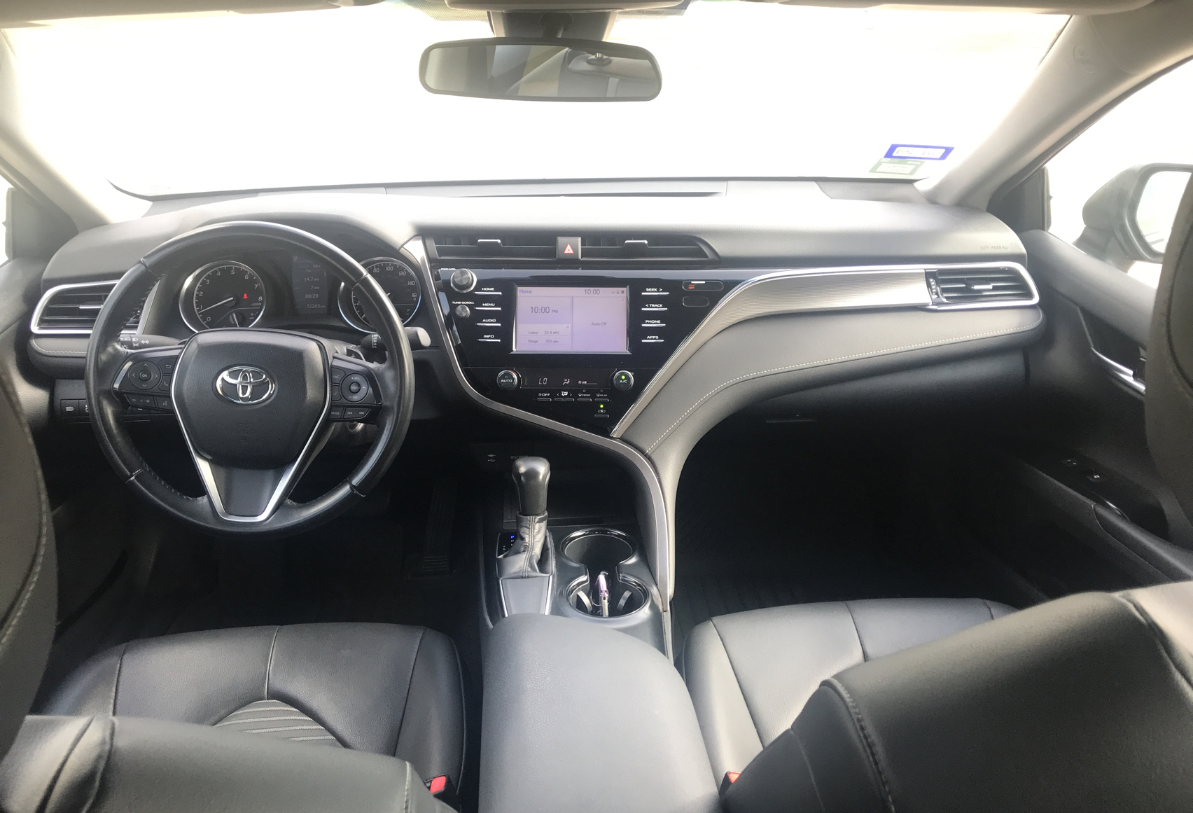 2018 Toyota Camry L vin: 4T1B11HK8JU504870