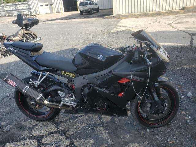 2005 Yamaha Yzfr6 L