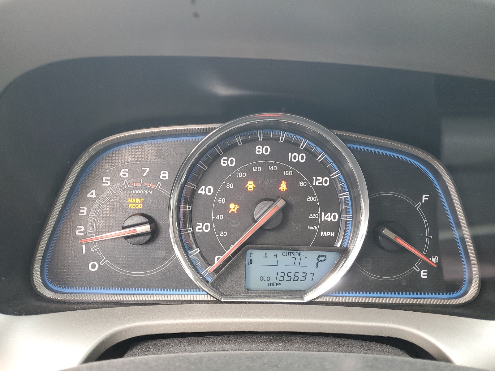 2T3YFREV5EW106425 2014 Toyota Rav4 Limited