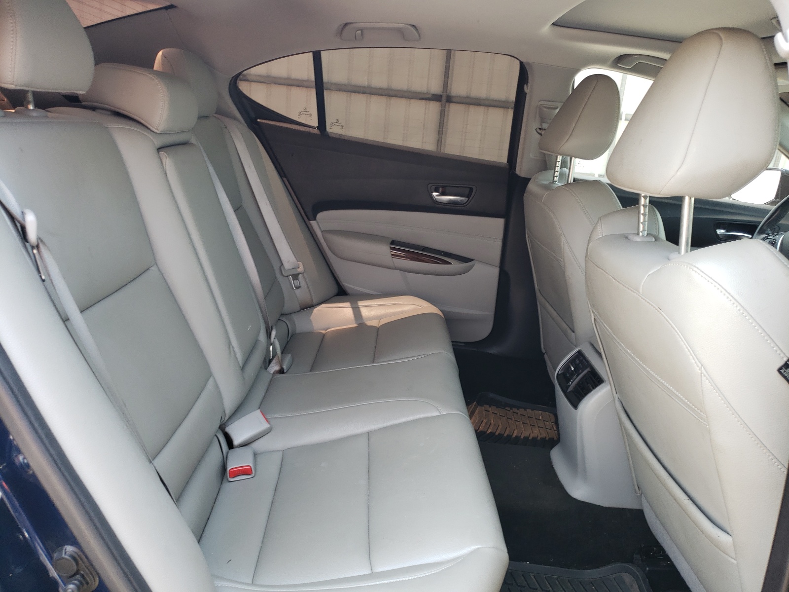 19UUB1F31HA010157 2017 Acura Tlx