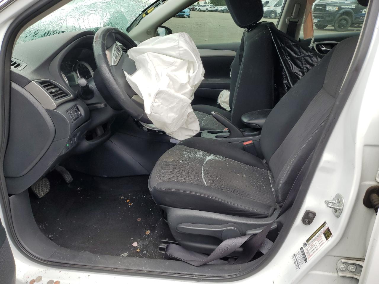 2015 Nissan Sentra S VIN: 3N1AB7AP9FY285298 Lot: 61624734