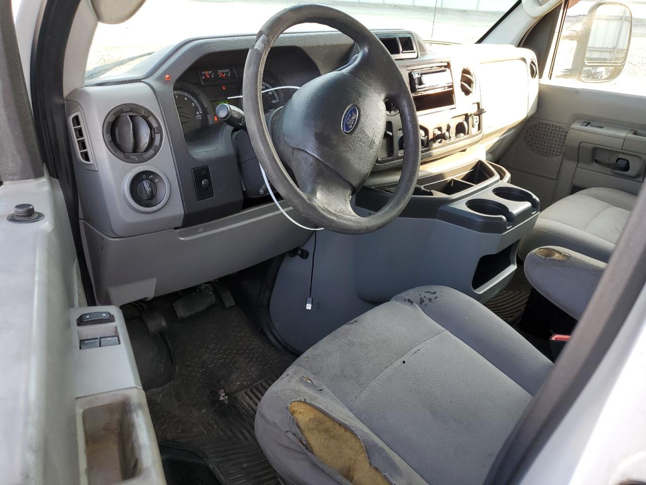 2012 Ford Econoline E350 Super Duty Cutaway Van VIN: 1FDSE3FL9CDB38125 Lot: 62067404