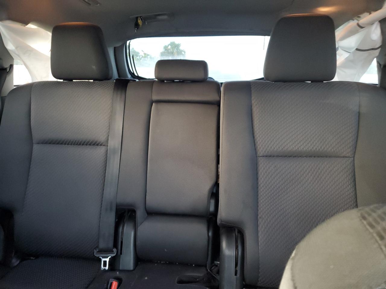 2019 Toyota Highlander Le VIN: 5TDZARFH2KS042241 Lot: 64116544