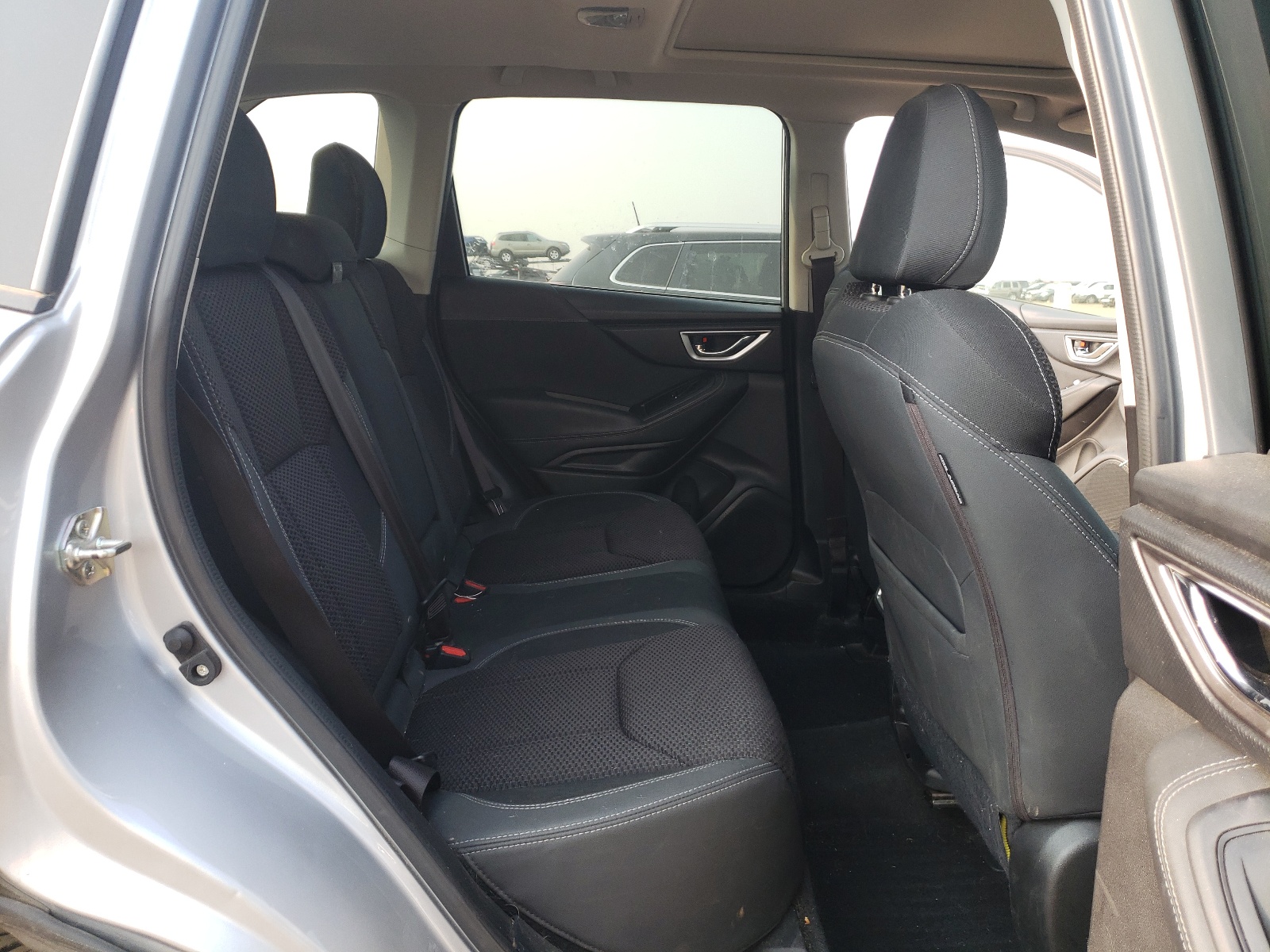 JF2SKAEC4KH448825 2019 Subaru Forester Premium