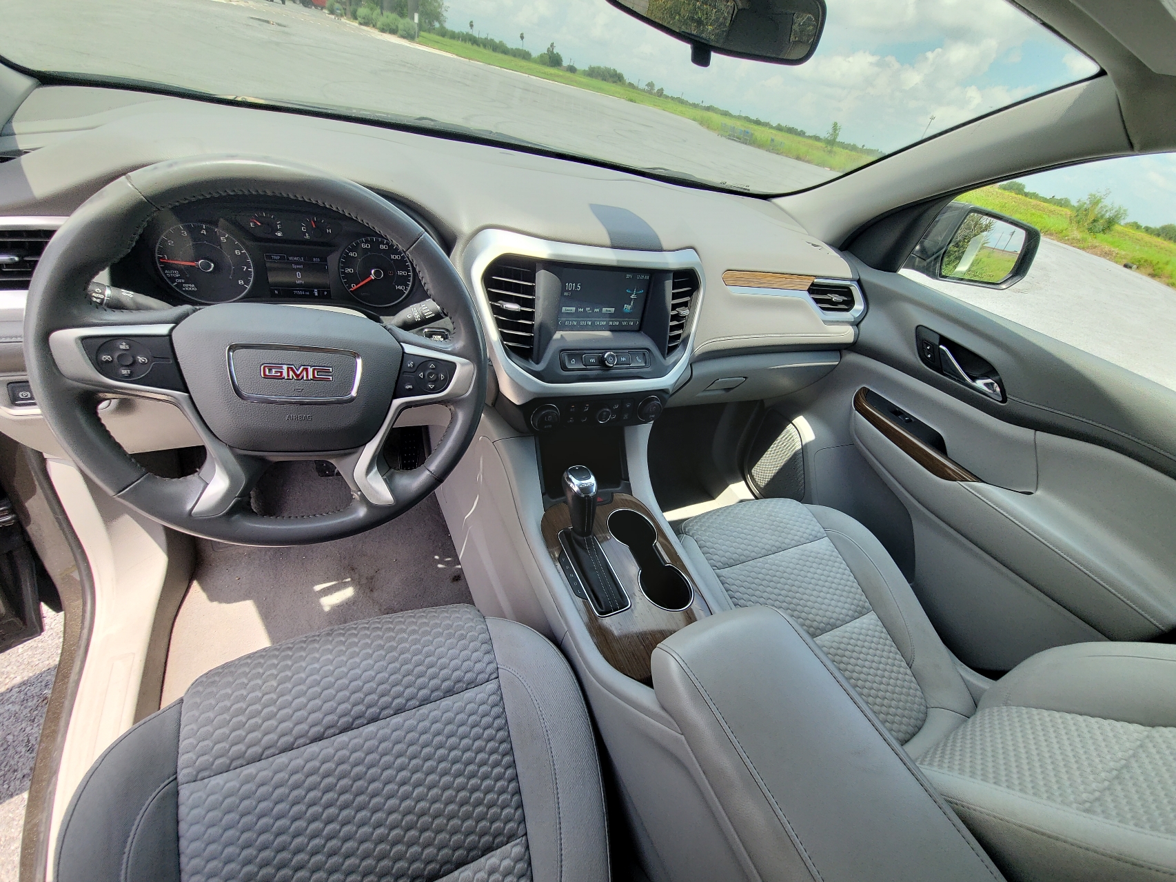 2019 GMC Acadia Sle vin: 1GKKNKLA3KZ299836