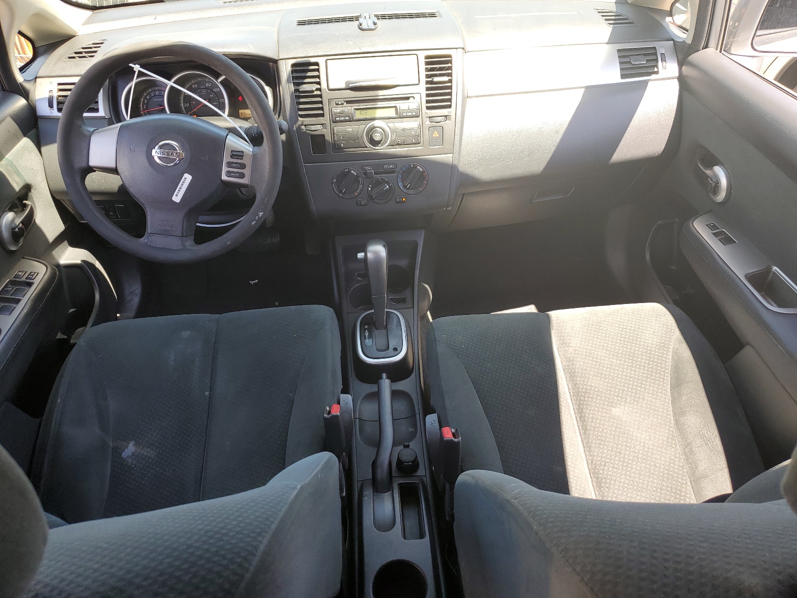 3N1BC1CP9BL398428 2011 Nissan Versa S