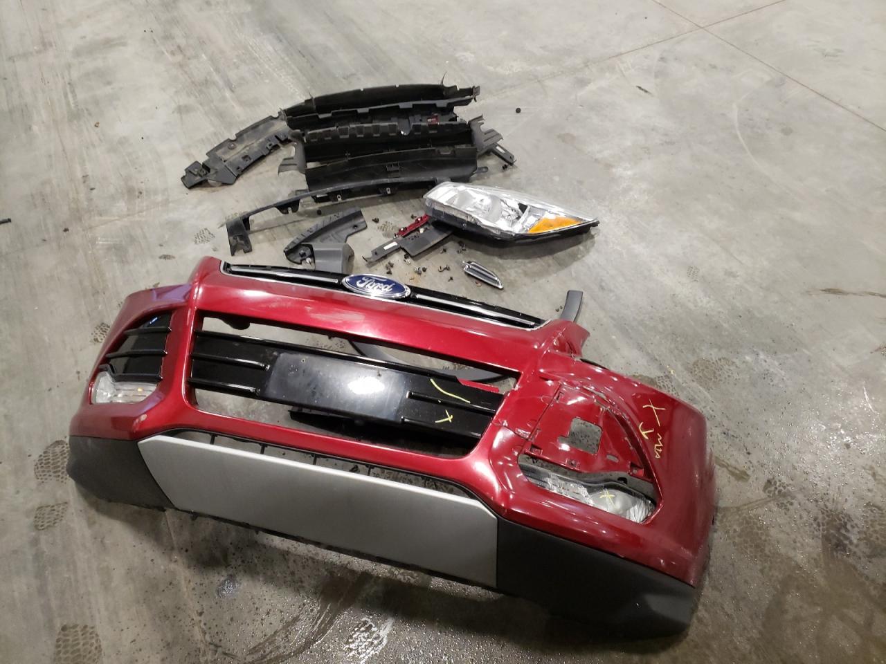 2016 Ford Escape Titanium VIN: 1FMCU9J9XGUB72604 Lot: 61686404