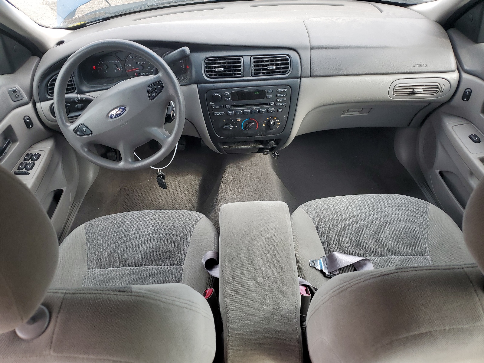 1FAHP58SX2A251063 2002 Ford Taurus Se