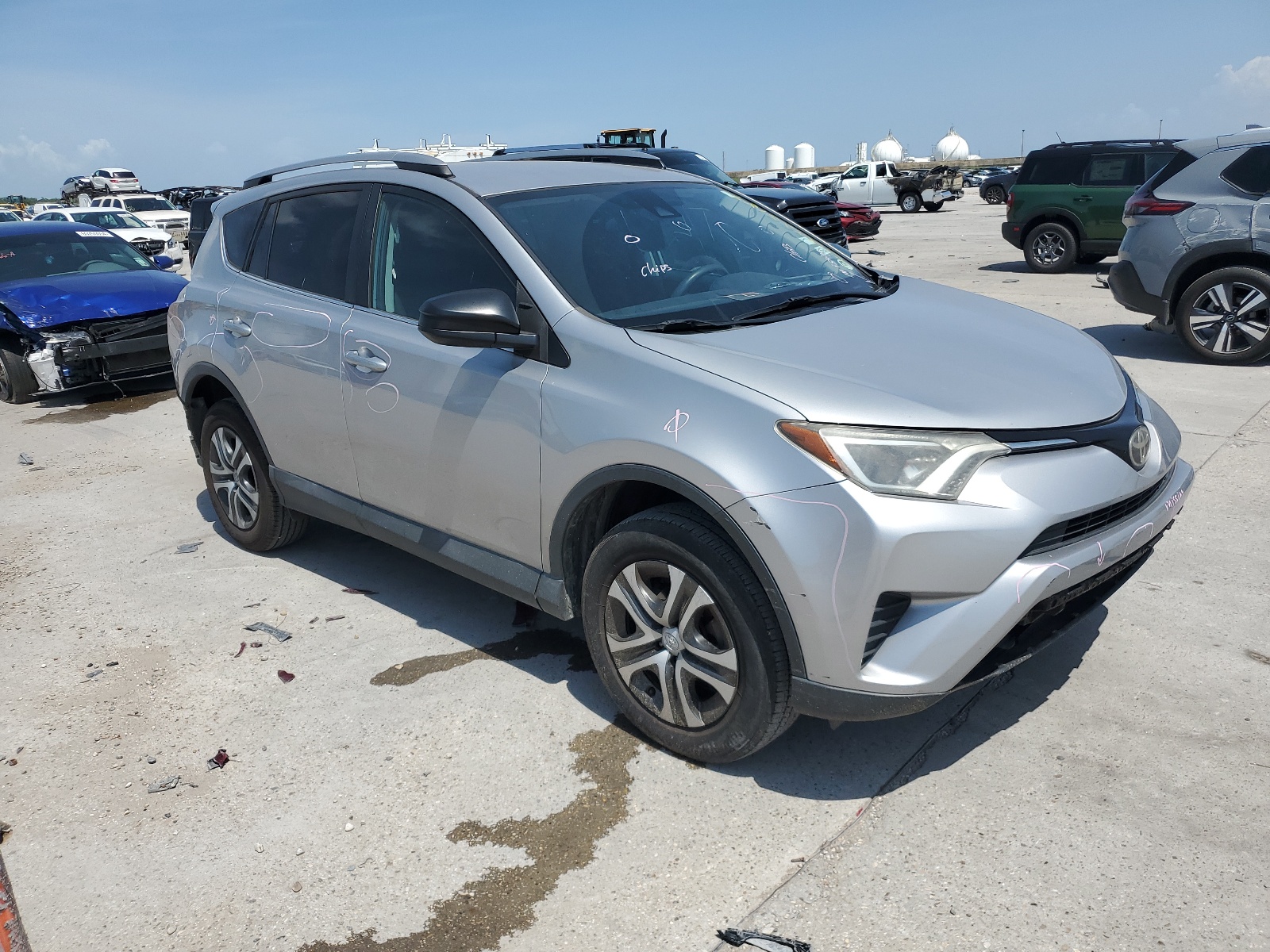 2017 Toyota Rav4 Le vin: 2T3ZFREVXHW365646