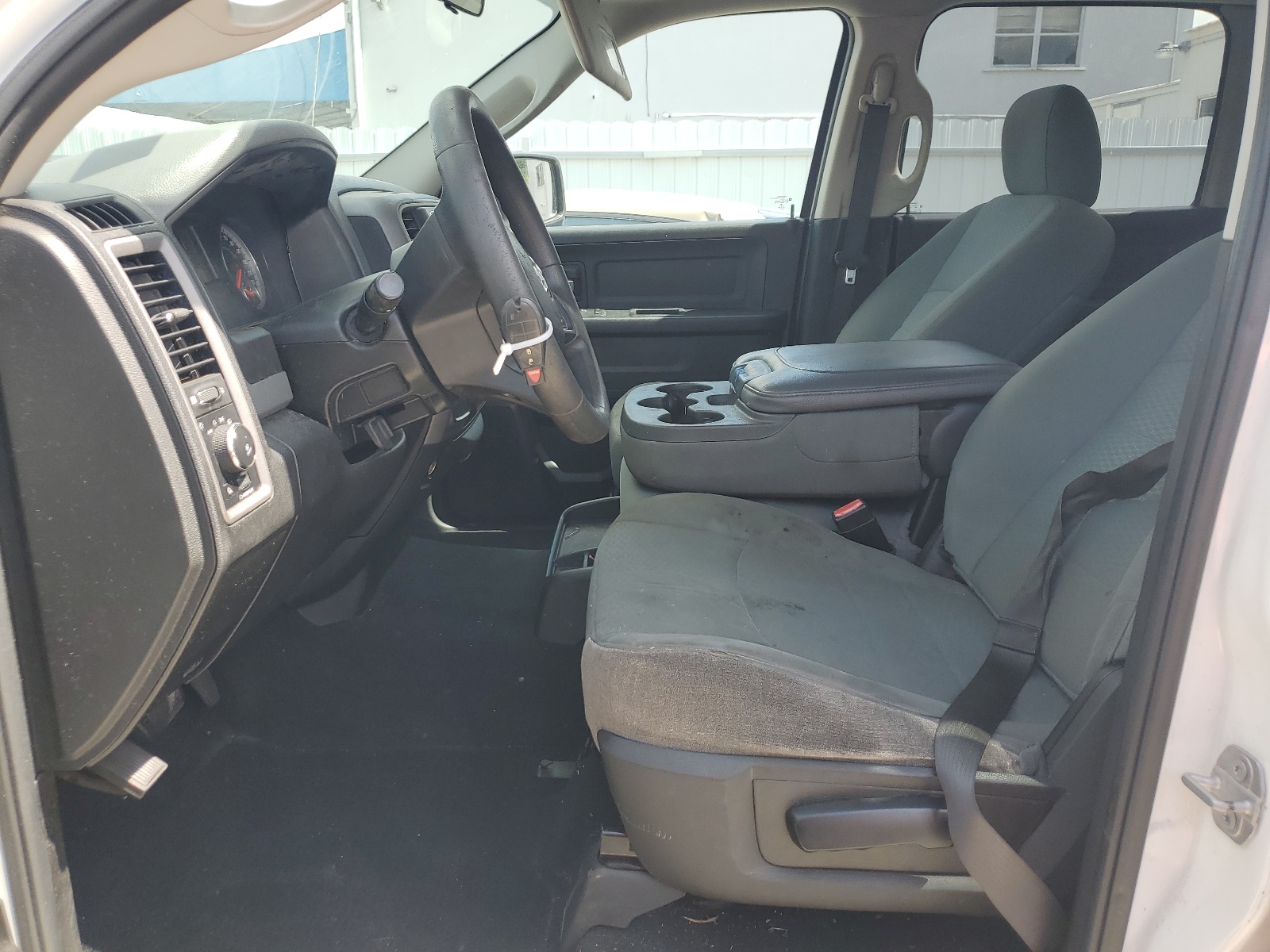 1C6RR6KT8KS507671 2019 Ram 1500 Classic Tradesman