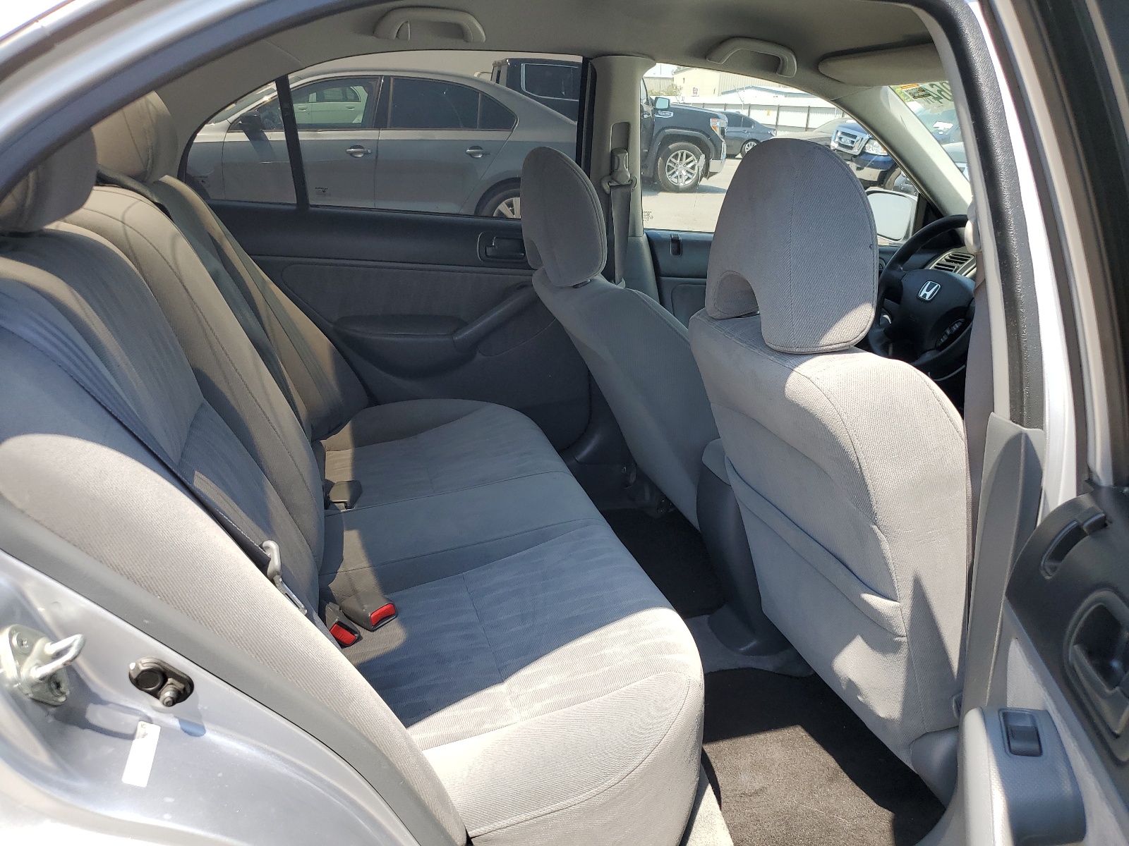 2HGES16694H908242 2004 Honda Civic Lx