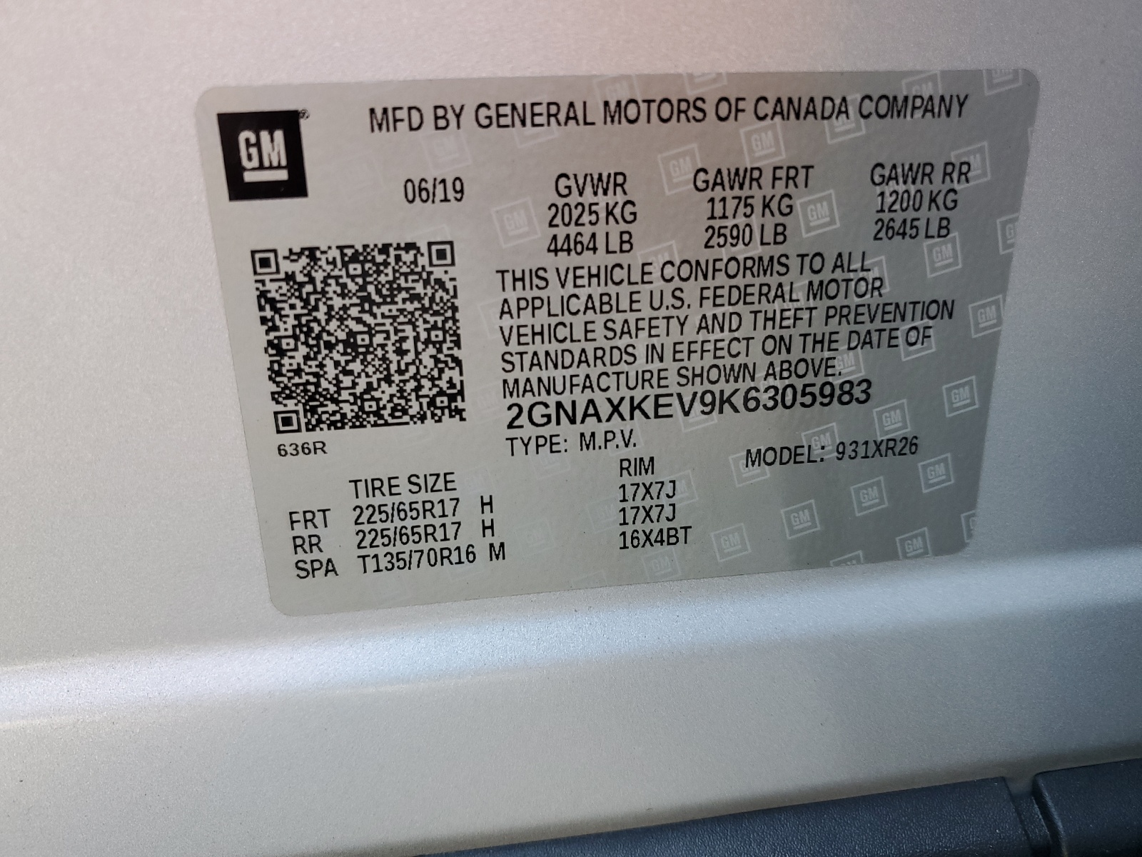 2GNAXKEV9K6305983 2019 Chevrolet Equinox Lt