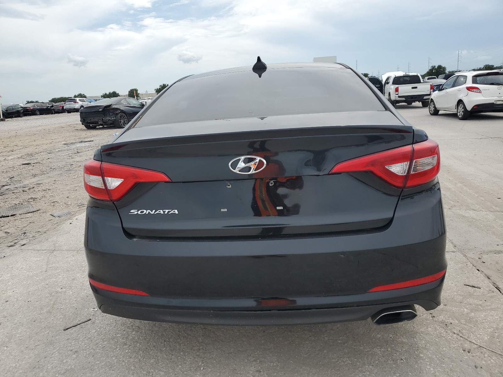 5NPE24AFXHH494697 2017 Hyundai Sonata Se