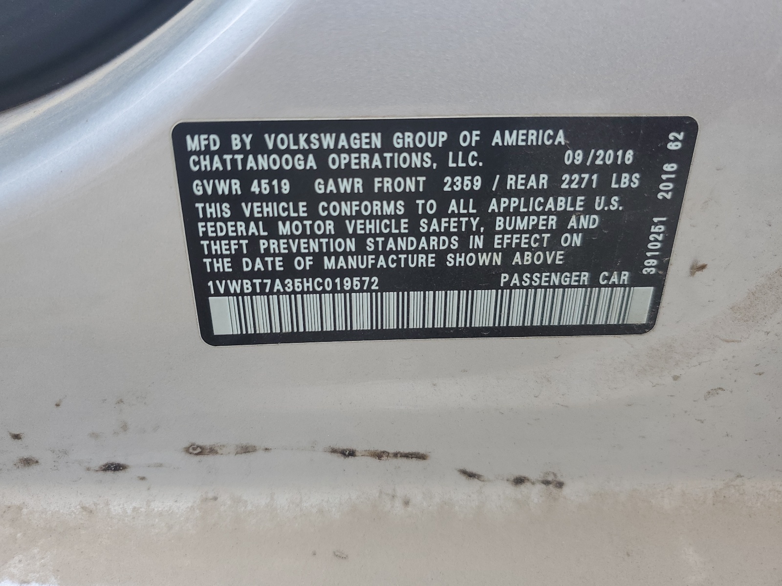 1VWBT7A35HC019572 2017 Volkswagen Passat Se