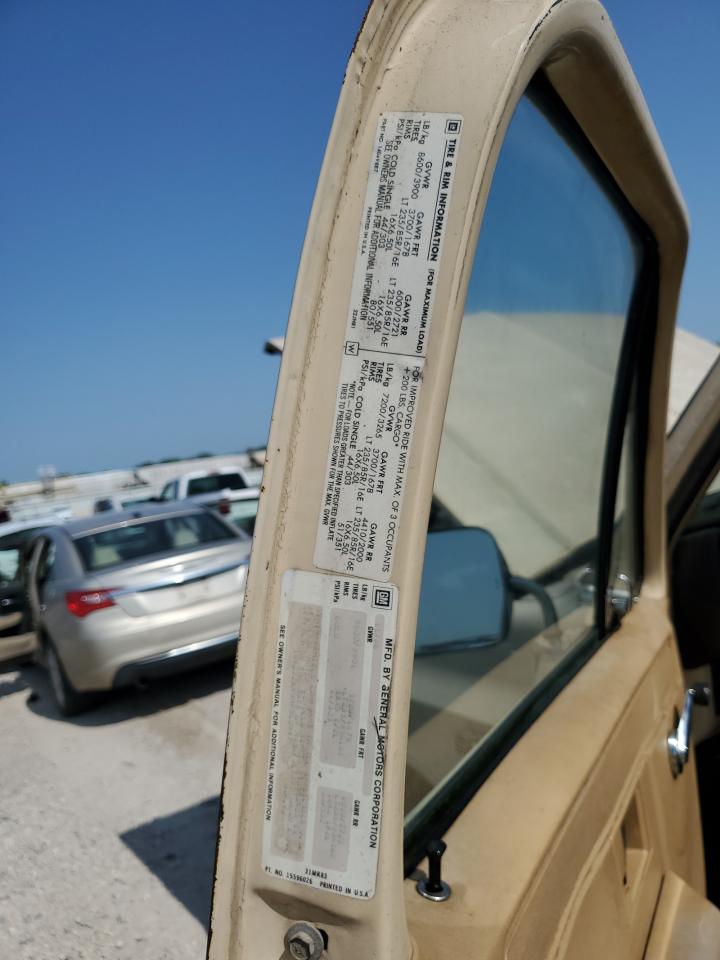 1987 GMC Suburban V25 Conventional VIN: 1GKGV26K8HF510937 Lot: 63352824