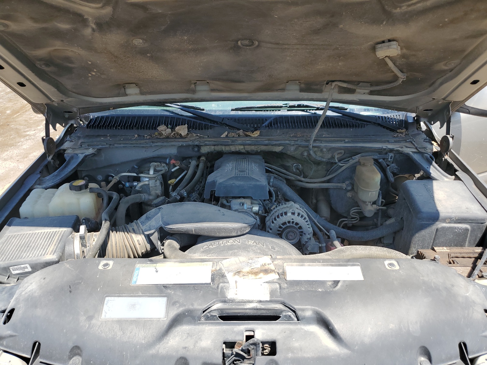 1GNEK13T4YJ198560 2000 Chevrolet Tahoe K1500