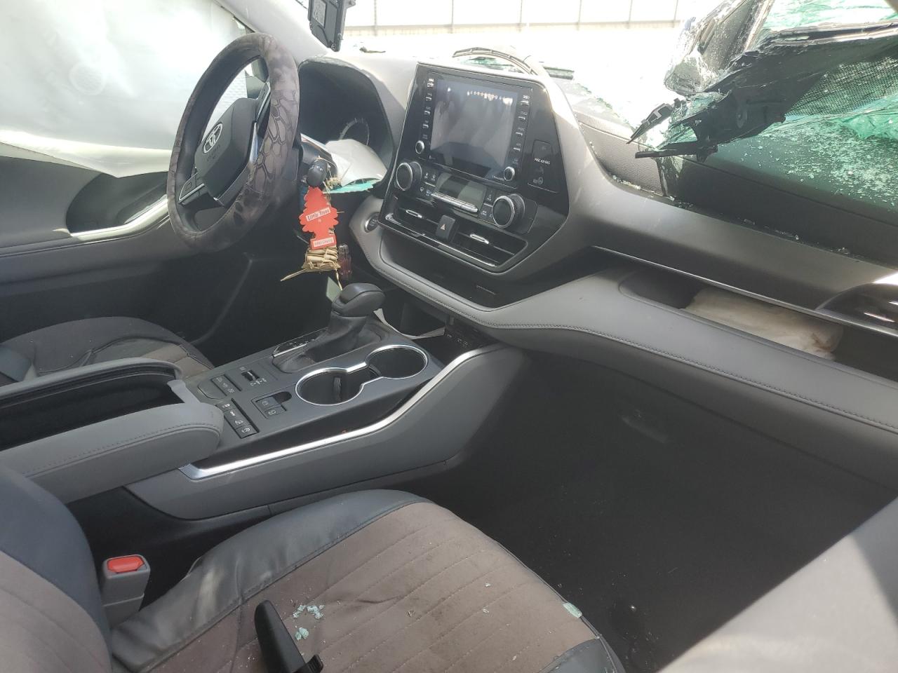 2021 Toyota Highlander L VIN: 5TDCZRBH9MS135670 Lot: 61202864