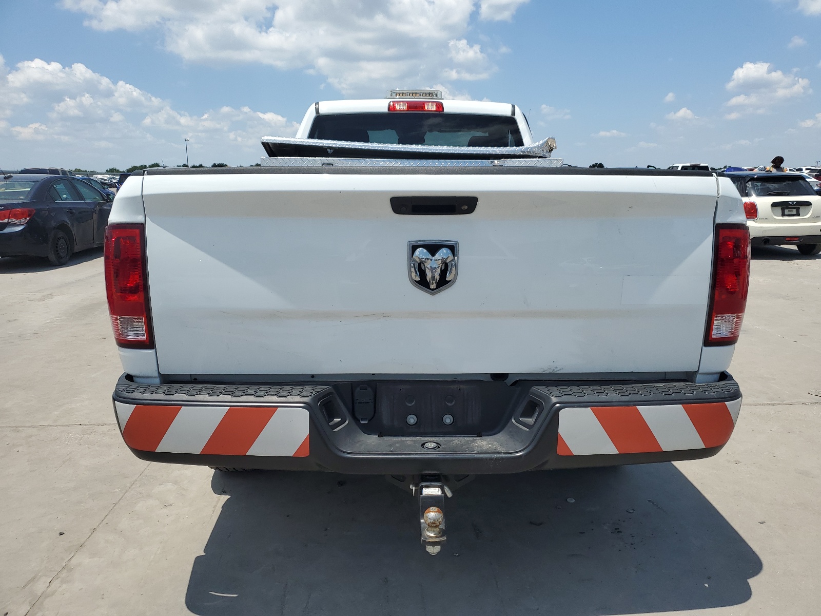 2023 Ram 1500 Classic Tradesman vin: 3C6JR6DG6PG541071