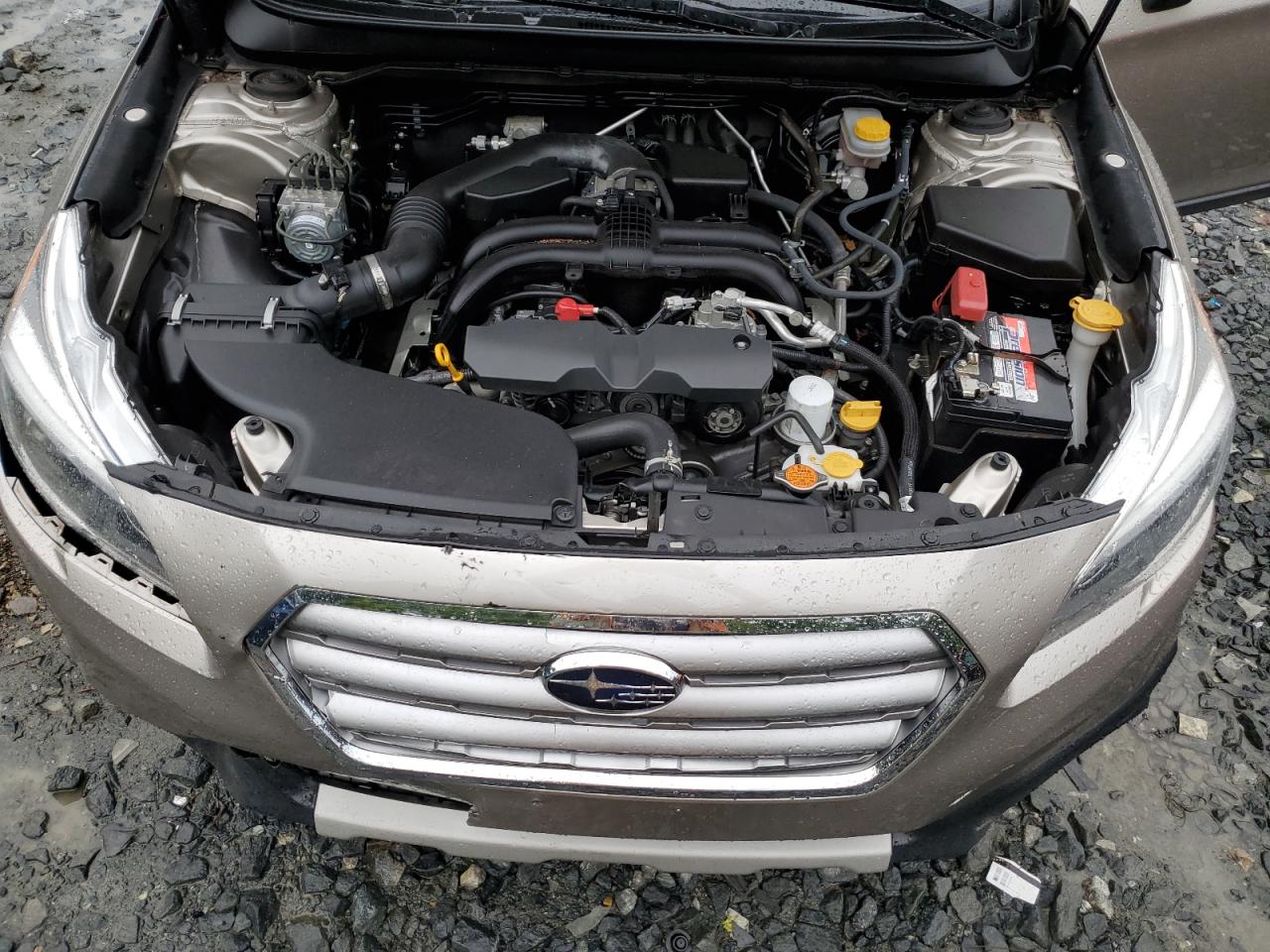 2015 Subaru Outback - Image 12