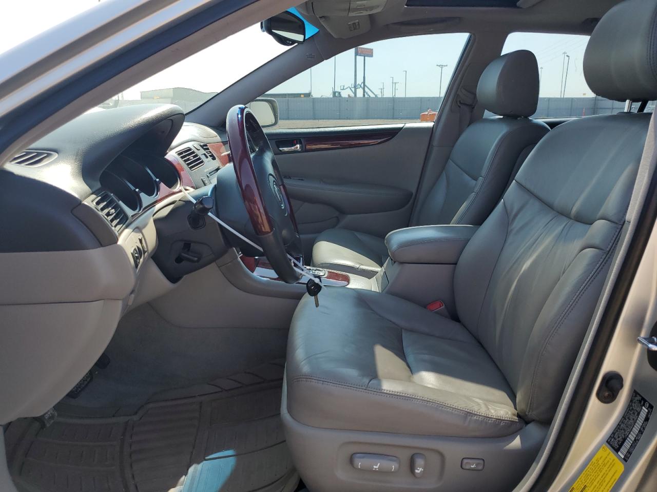 2004 Lexus Es 330 VIN: JTHBA30G640012954 Lot: 62815204