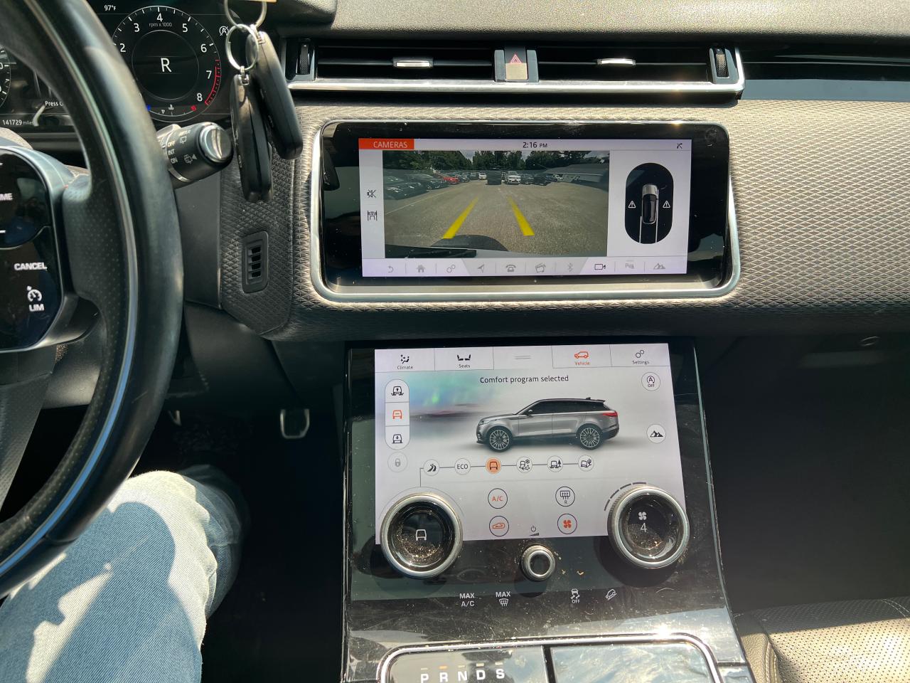 2018 Land Rover Range Rover Velar R-Dynamic Se VIN: SALYL2RV3JA730865 Lot: 63868454