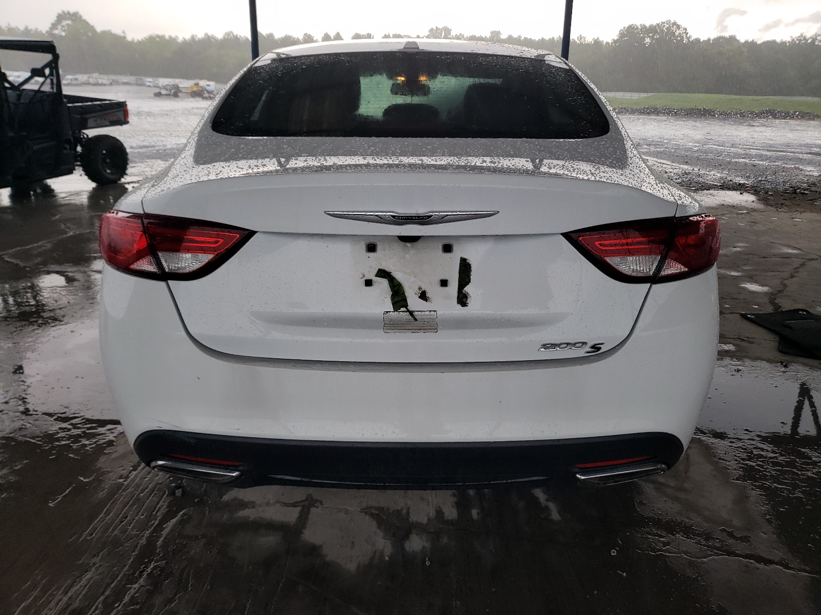 1C3CCCBG0FN756945 2015 Chrysler 200 S