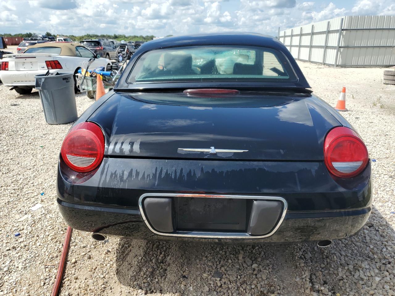 2002 Ford Thunderbird VIN: 1FAHP60A52Y112751 Lot: 65071324