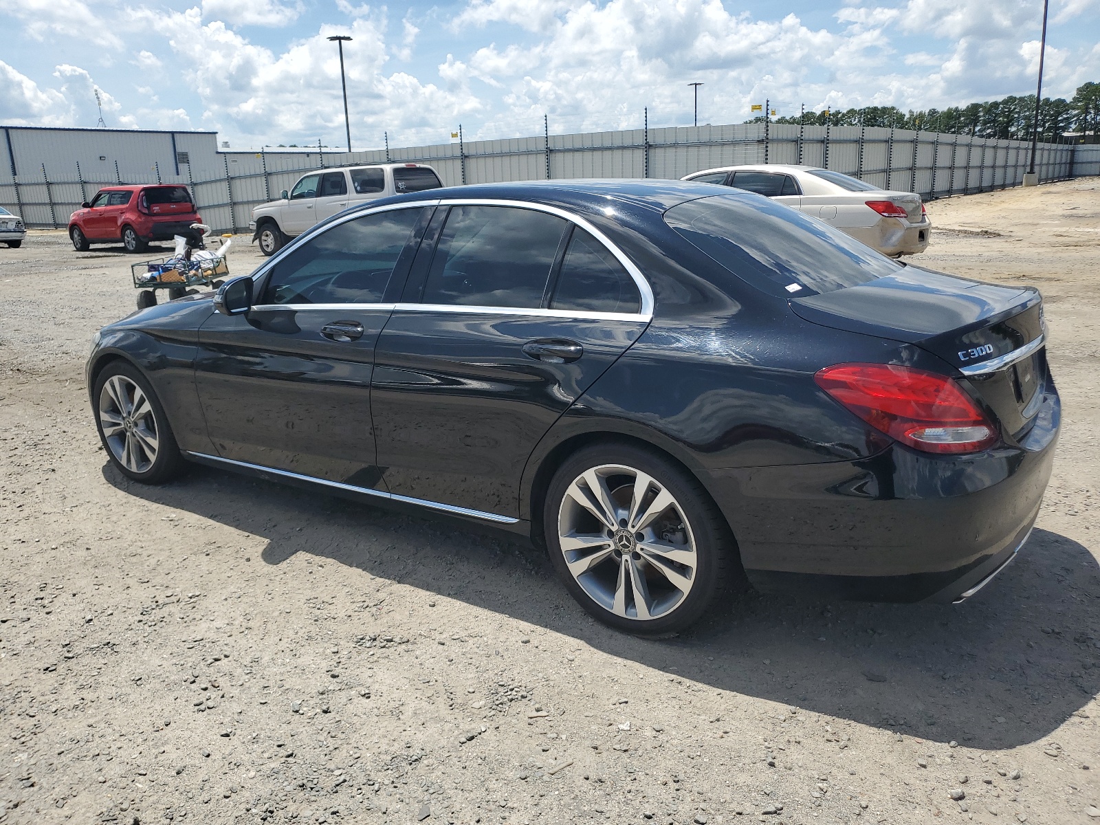 2017 Mercedes-Benz C 300 vin: 55SWF4JB4HU230555