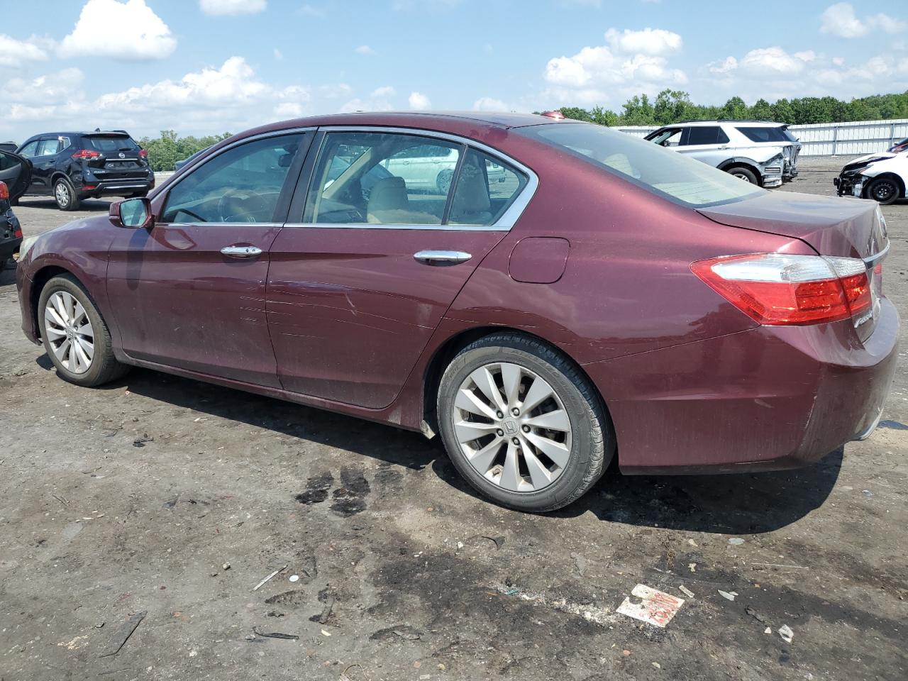 VIN 1HGCR2F82EA133163 2014 HONDA ACCORD no.2