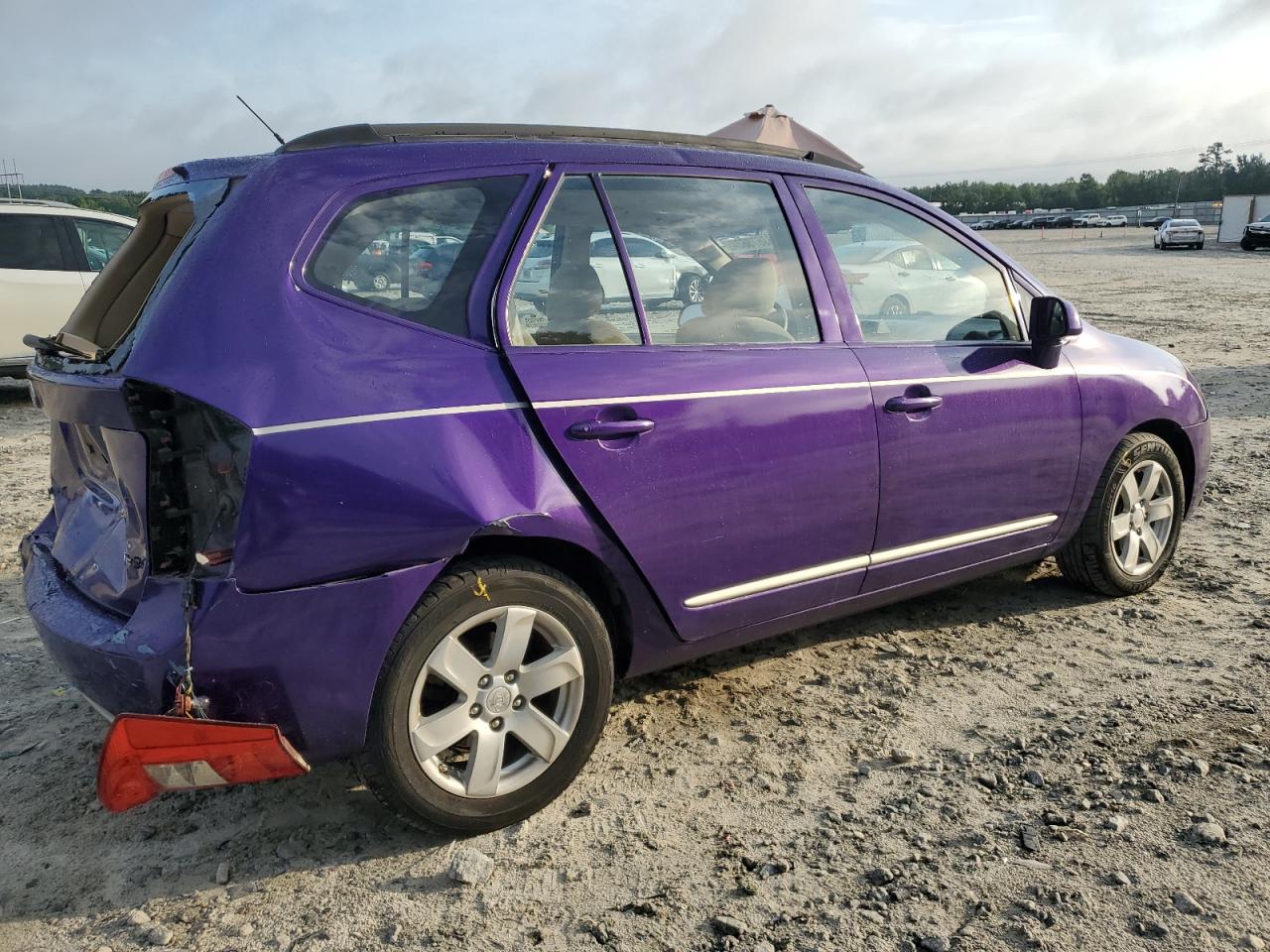 2008 Kia Rondo Lx VIN: KNAFG526087124001 Lot: 63678624