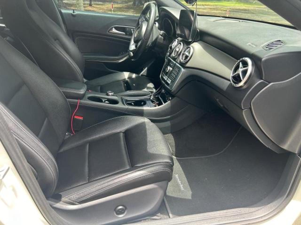 2017 Mercedes-Benz Cla 250 VIN: WDDSJ4EB6HN460842 Lot: 61525824