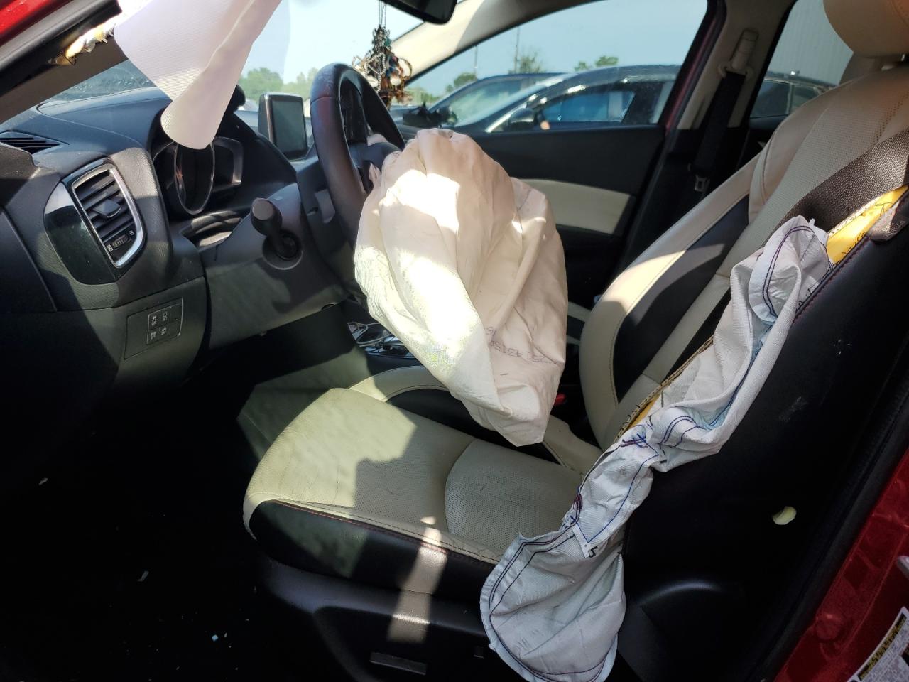 2016 Mazda 3 Grand Touring VIN: JM1BM1N32G1289697 Lot: 61615944