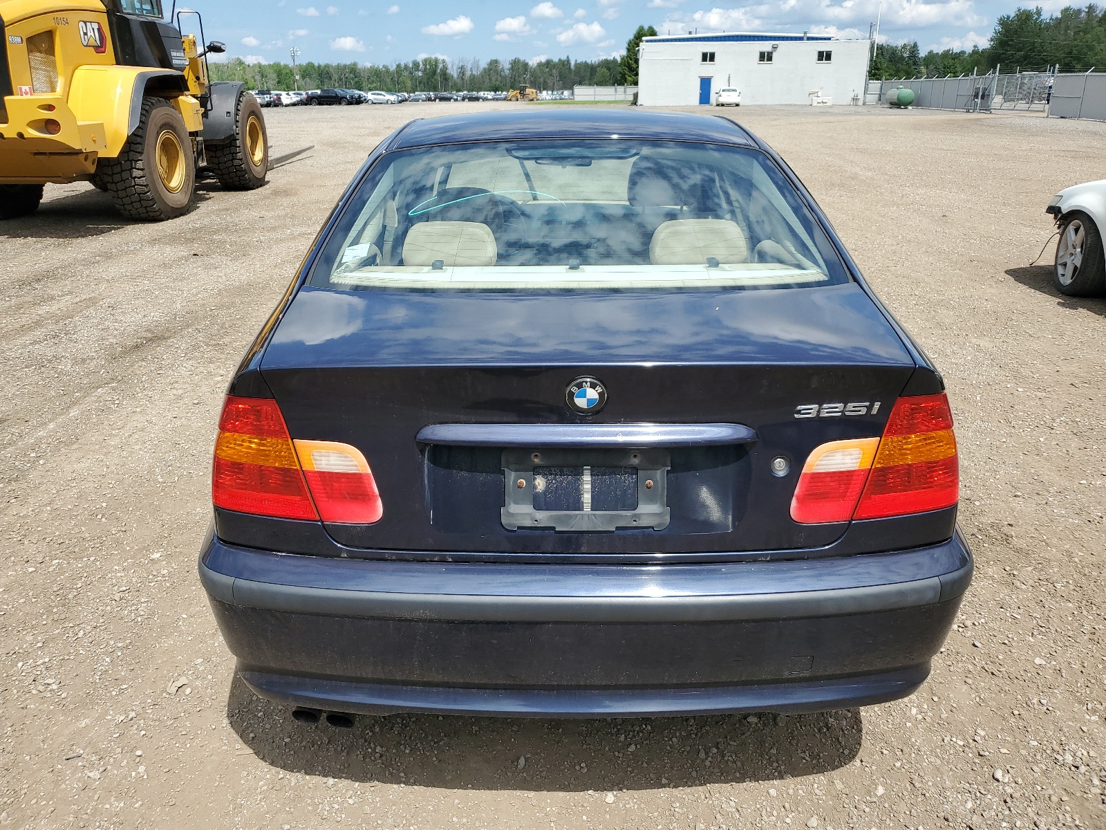 WBAEV33452KL68167 2002 BMW 325 I