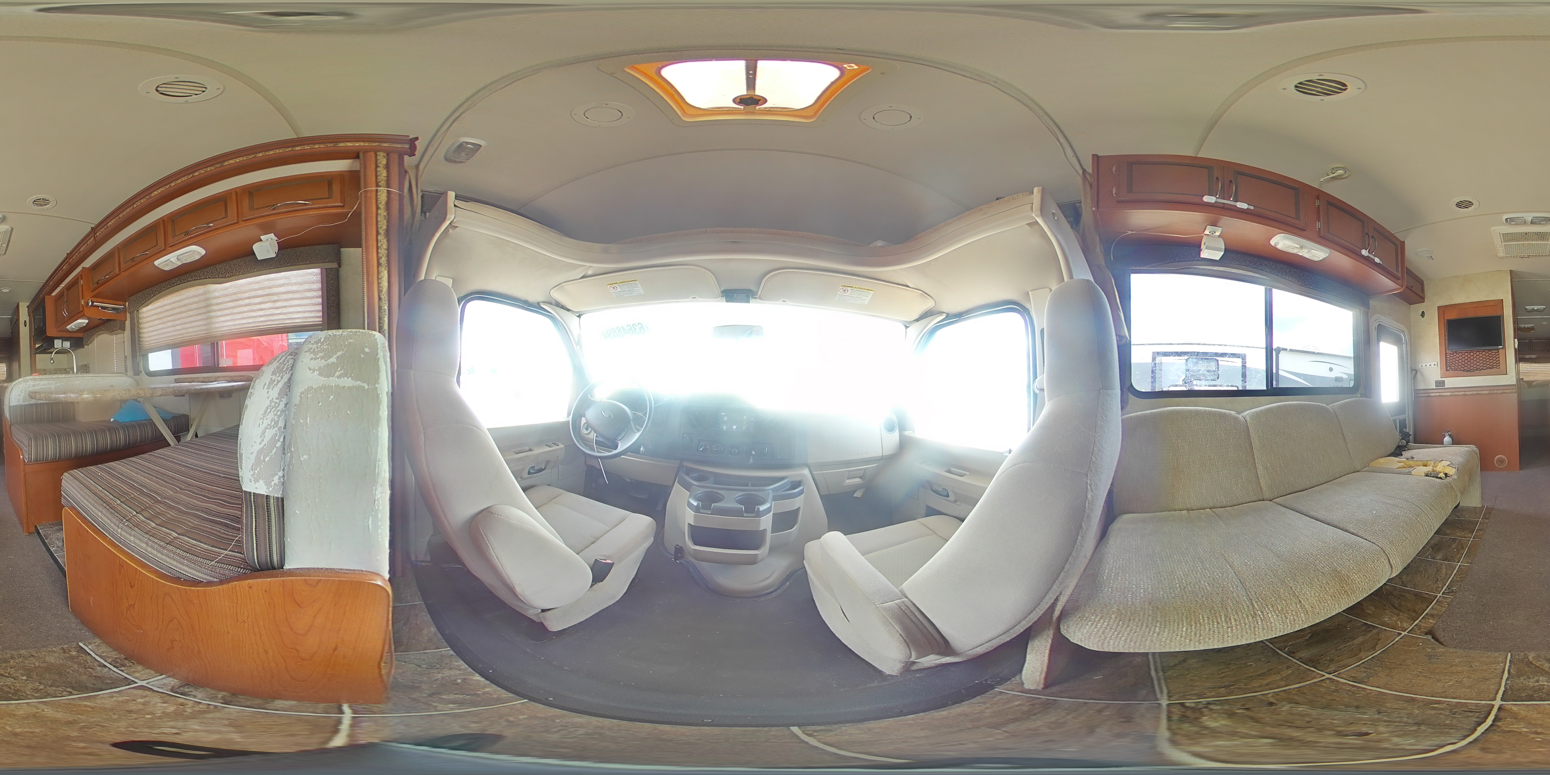 2012 Ford Econoline E450 Super Duty Cutaway Van VIN: 1FDXE4FS5CDB15685 Lot: 63648894