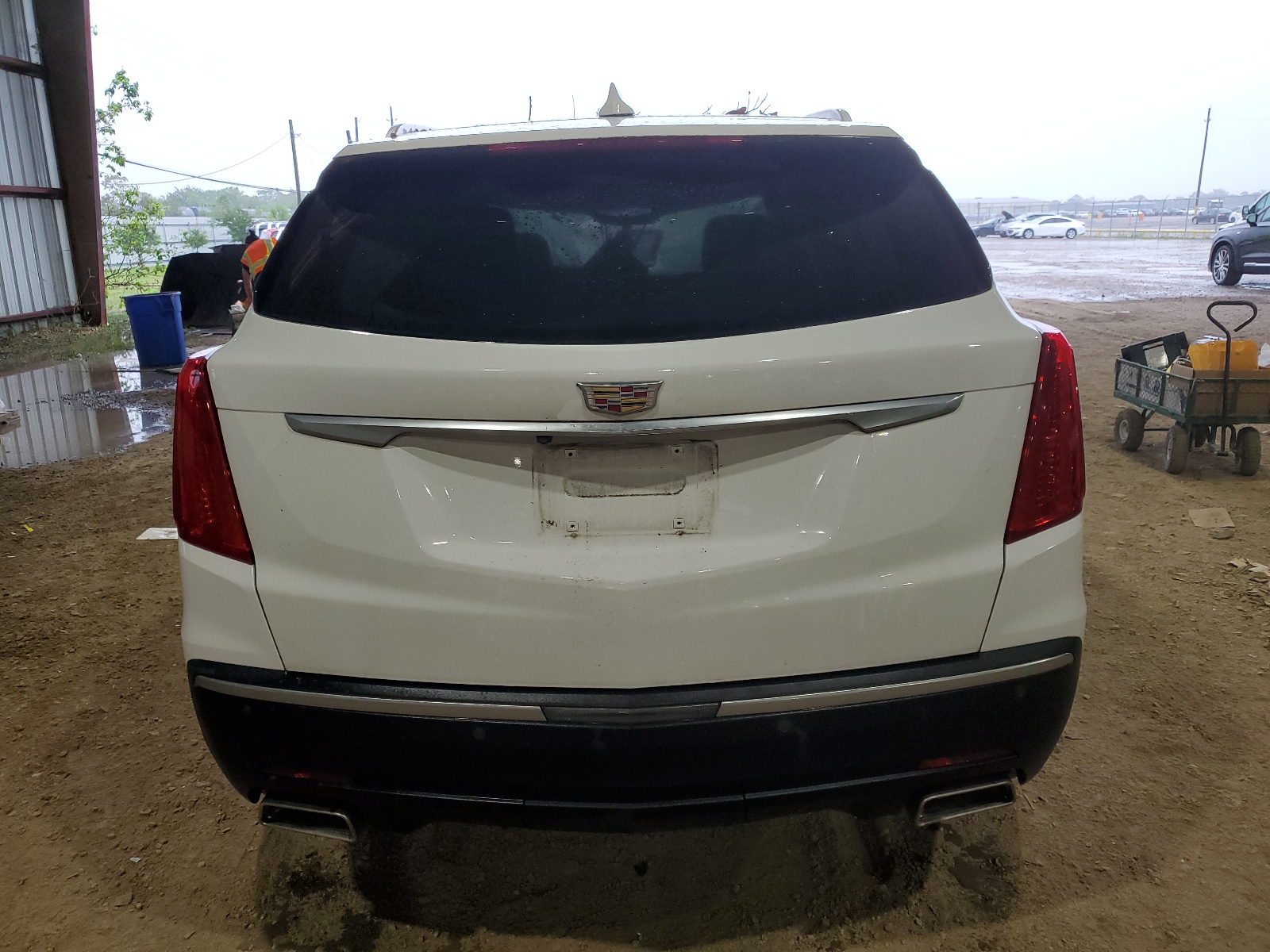 1GYKNCRS3JZ220000 2018 Cadillac Xt5 Luxury