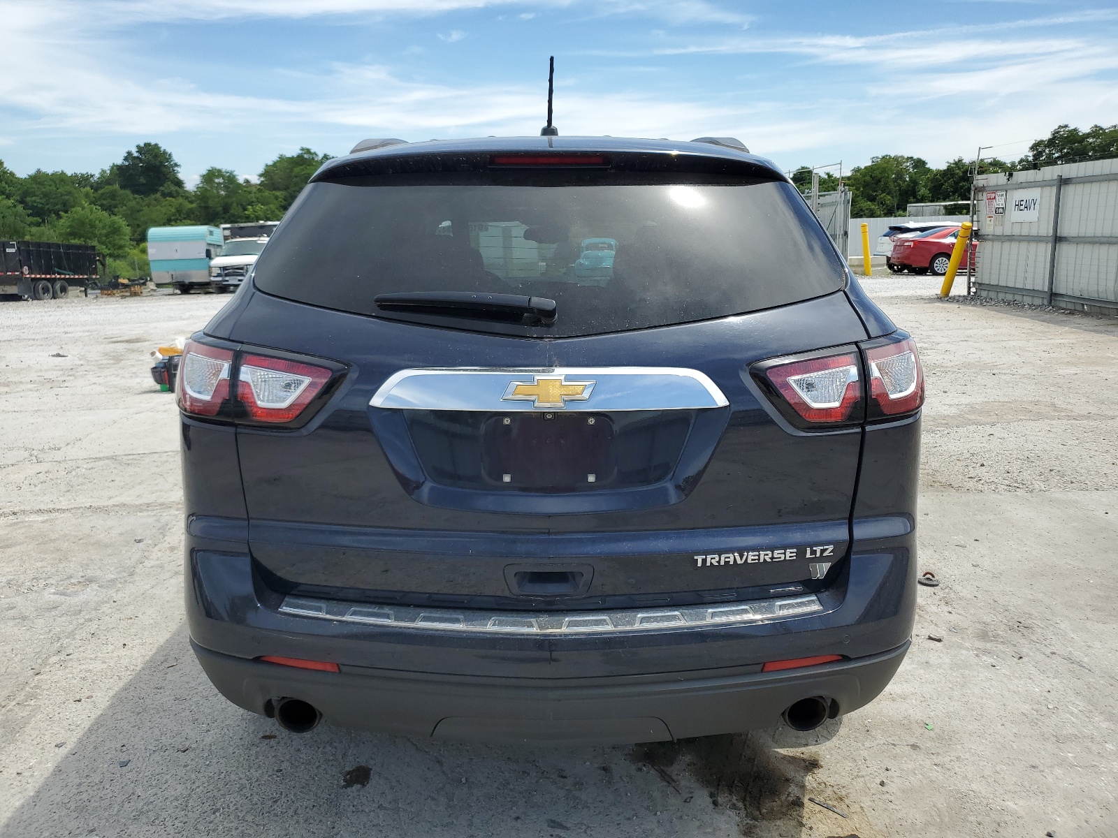 1GNKRJKD4FJ171140 2015 Chevrolet Traverse Ltz