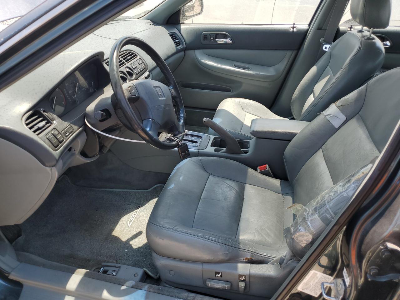 1996 Honda Accord Ex VIN: 1HGCE6673TA008891 Lot: 62944344