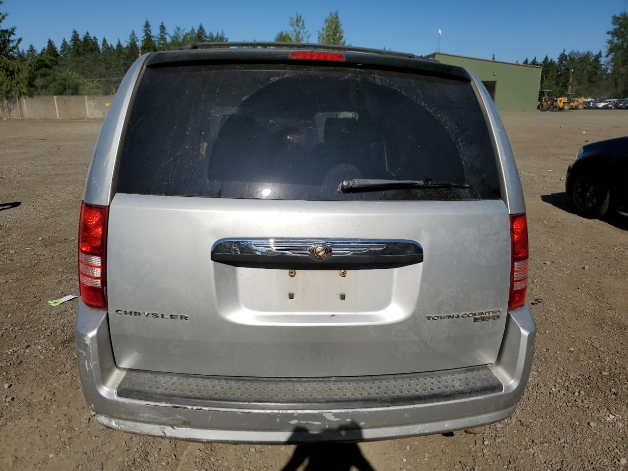 2010 Chrysler Town & Country Touring VIN: 2A4RR5D1XAR271002 Lot: 62882644