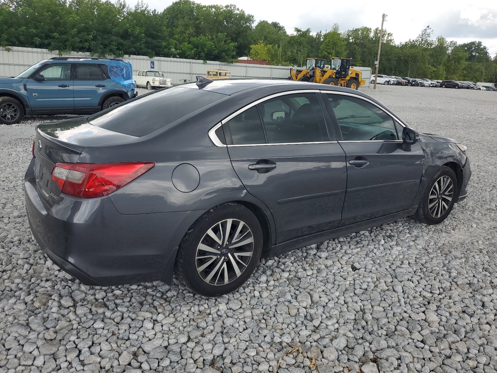 2018 Subaru Legacy 2.5I Premium vin: 4S3BNAH65J3027851