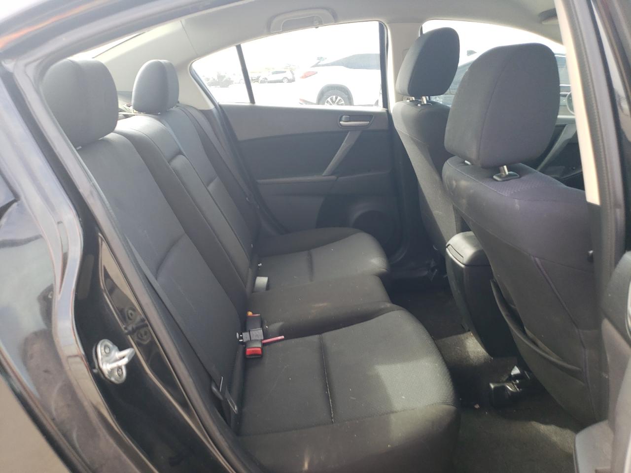 2011 Mazda 3 I VIN: JM1BL1VF4B1446930 Lot: 64357004