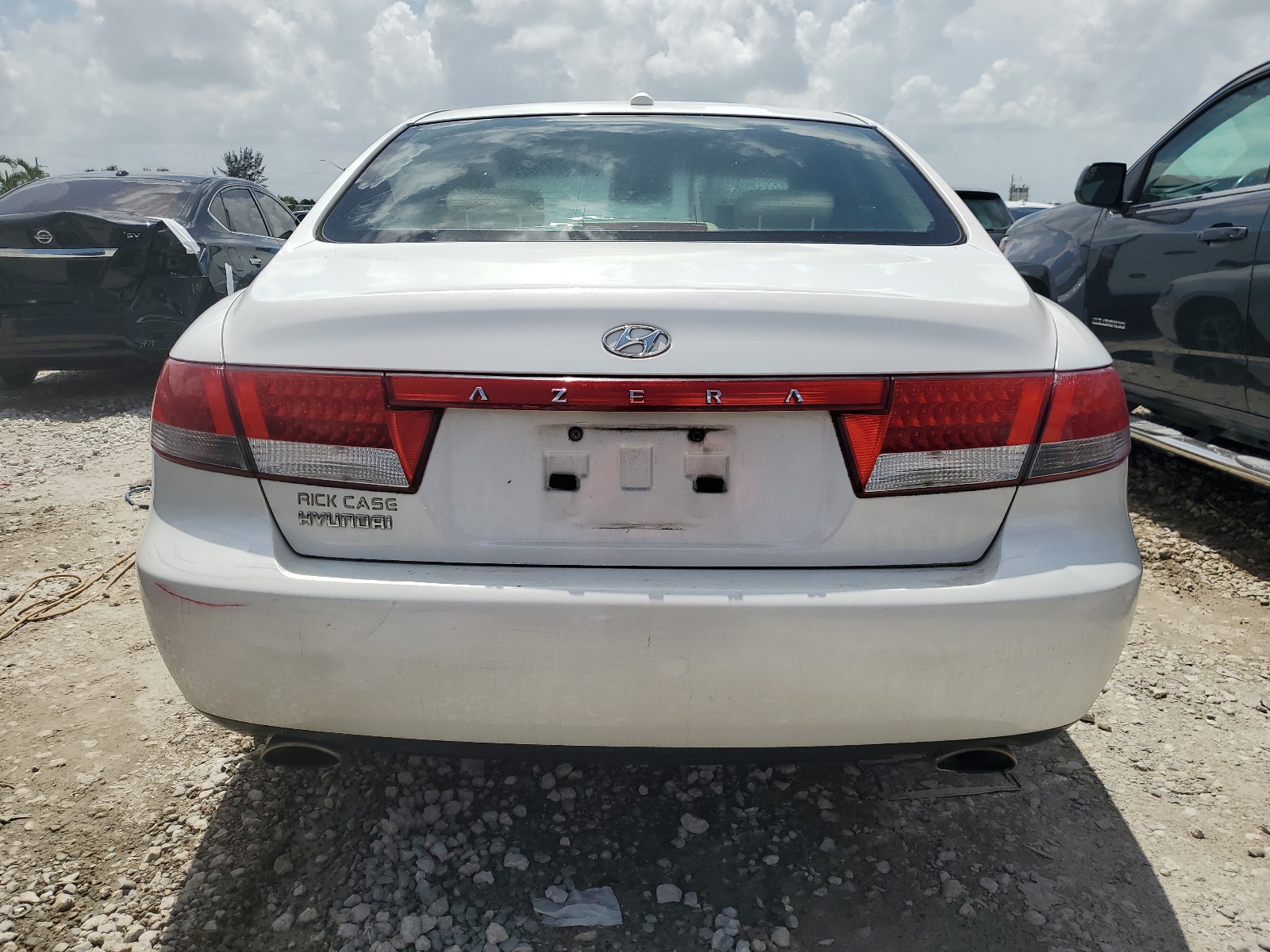 KMHFC46D77A236809 2007 Hyundai Azera Gls