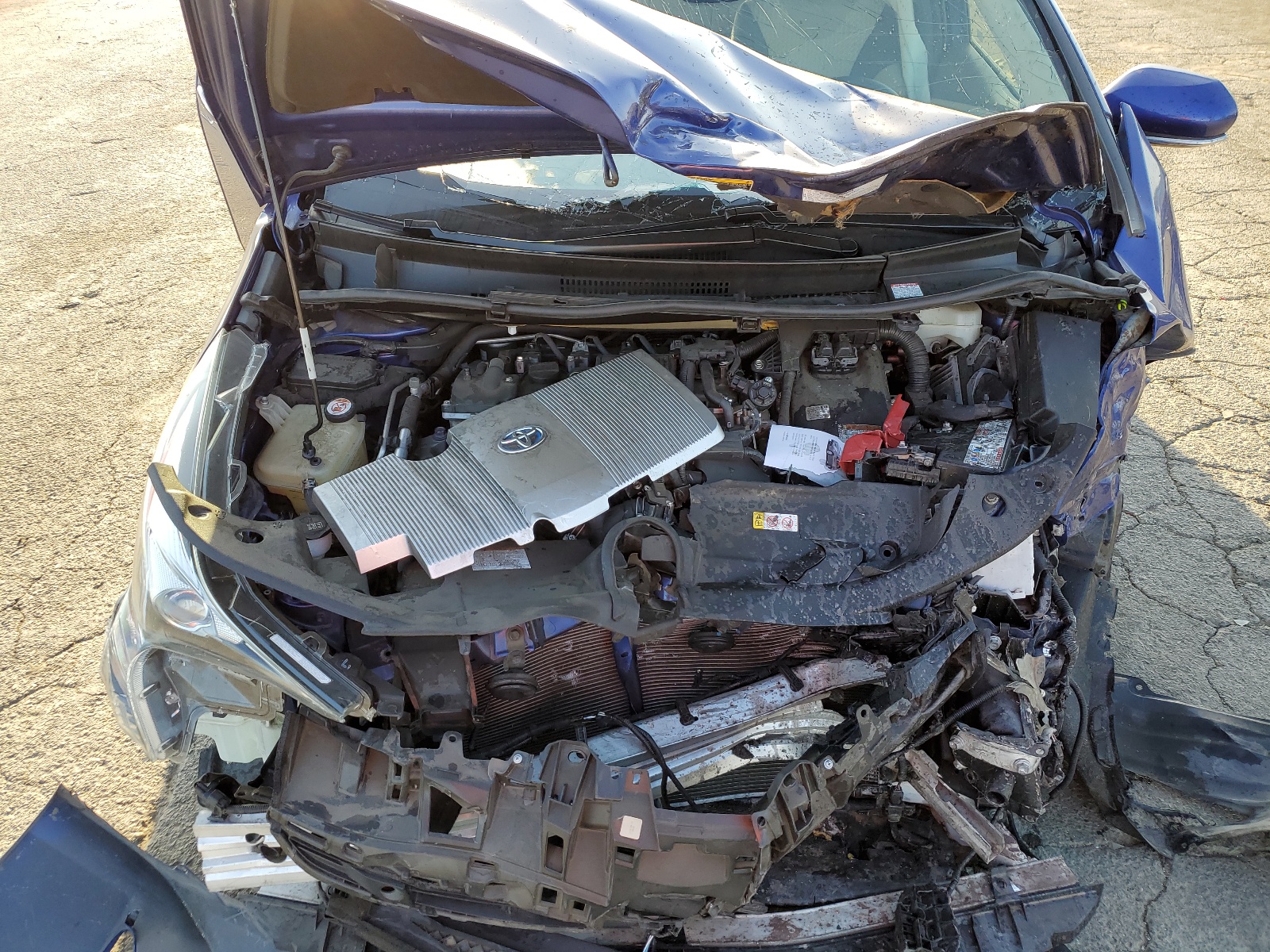 JTDKBRFU1J3074609 2018 Toyota Prius