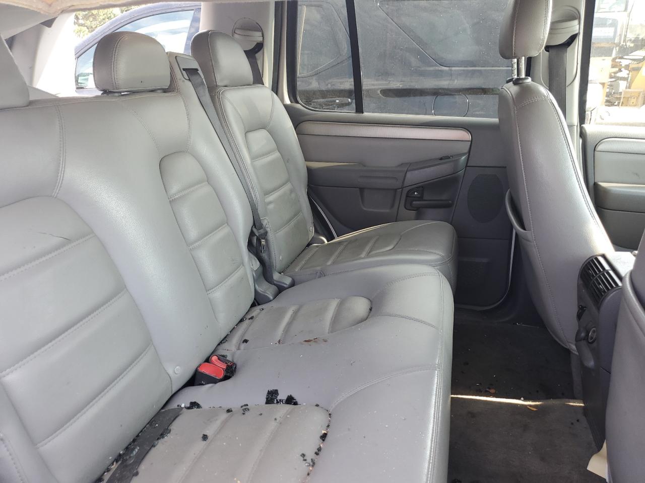 2004 Ford Explorer Xlt VIN: 1FMZU73W04ZA49524 Lot: 64047474