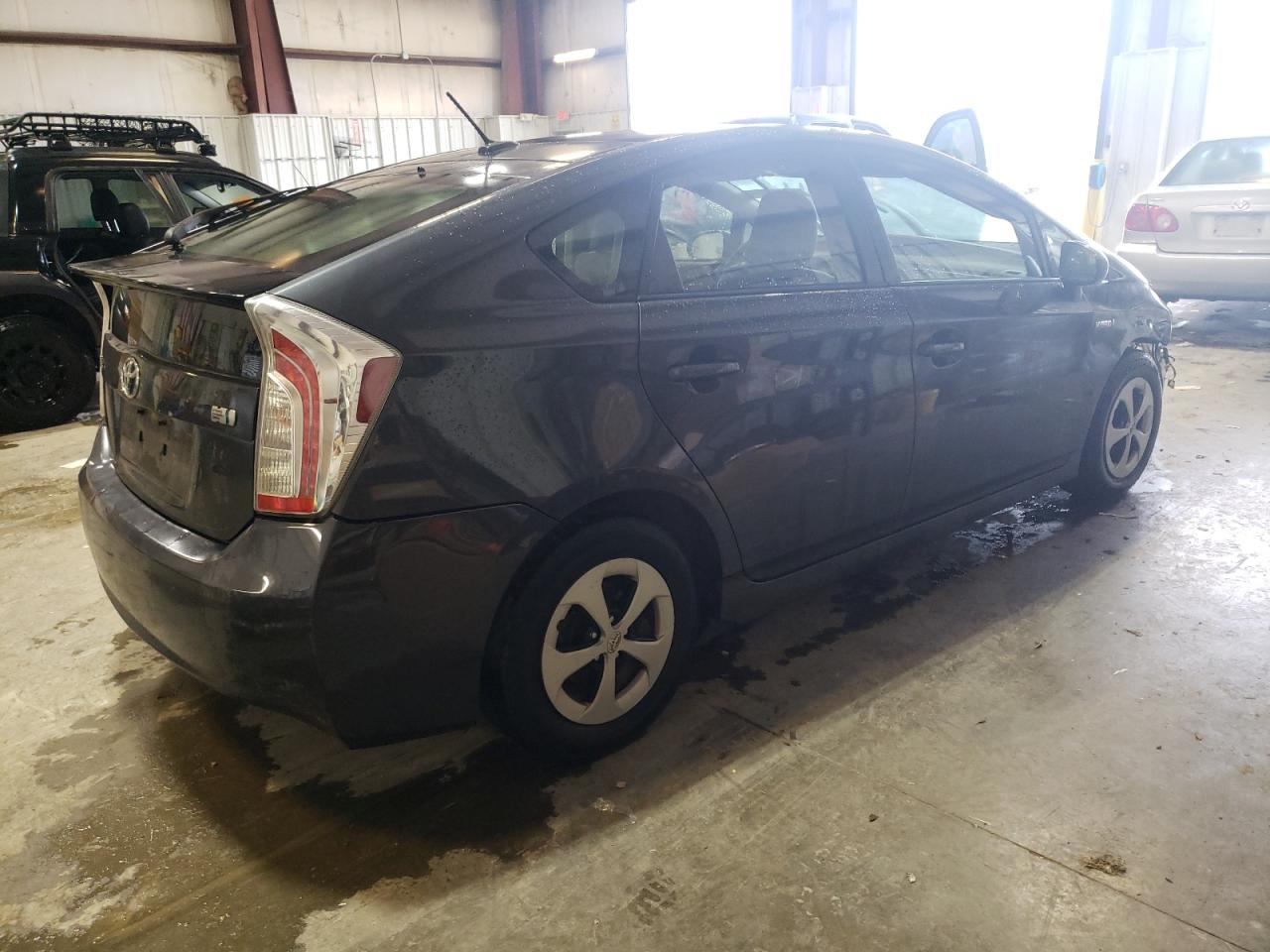 2014 Toyota Prius - Image 3